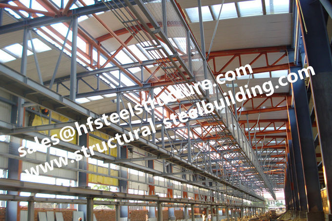 Q235 Q345 の等級の産業鋼鉄建物、造る鋼鉄場所のプレハブの鋼鉄建物 1